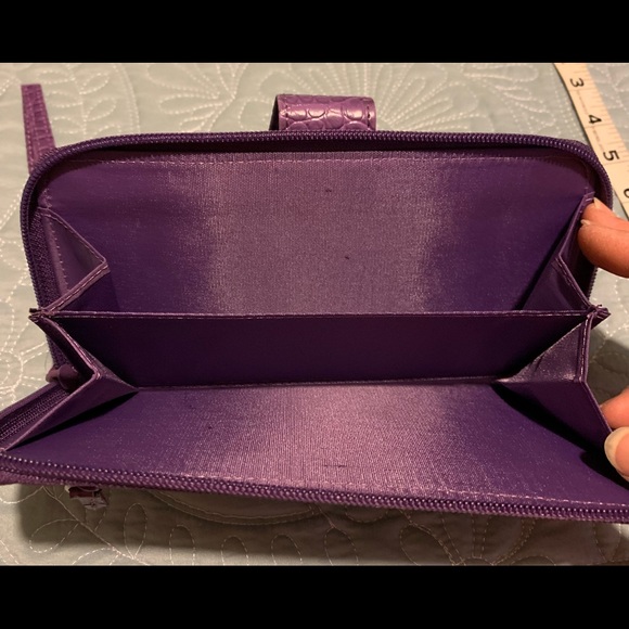 New WT Purple Wristlet - Picture 8 of 10